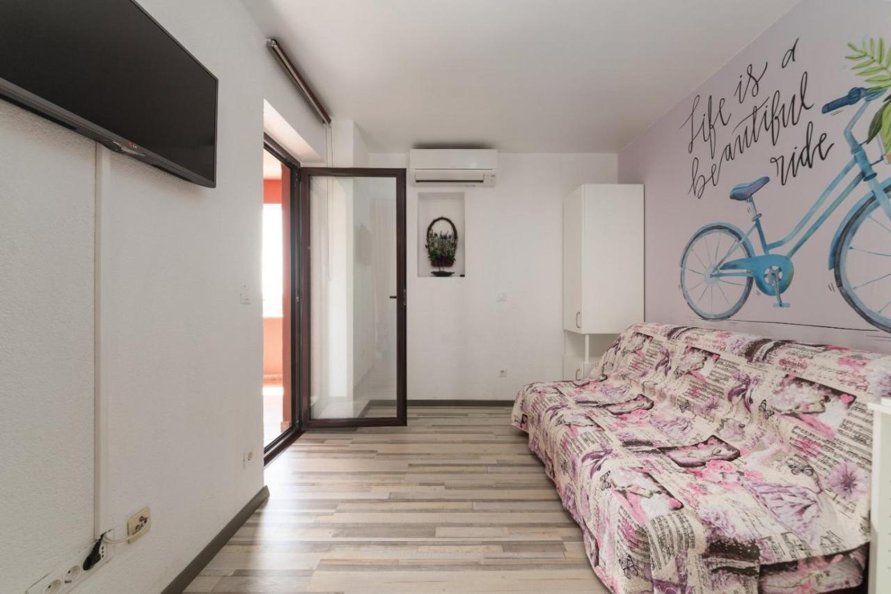 Apartments Miri ヴルサル エクステリア 写真